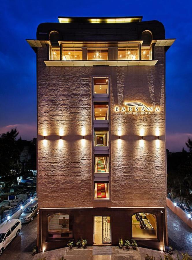 Barsana Boutique Hotel - Pure Vegetarian Колката Екстериор снимка